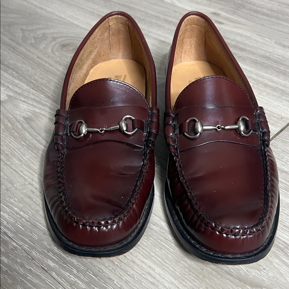 G.H. Bass & Co. Dark Brown Leather Loafers (10.5) main image 9